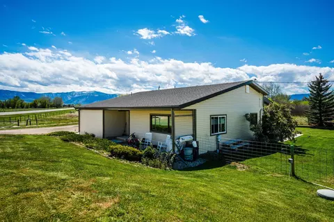 78 St Hwy 335, Sheridan, WY 82801