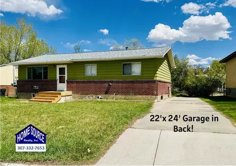 1105 Mcdougall Dr, Lander, WY 82520