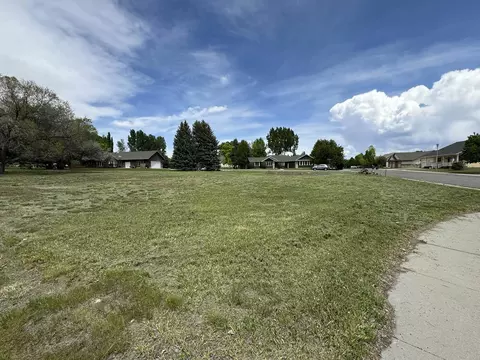 Westchester Circle, Riverton, WY 82501