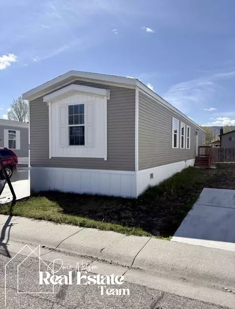 2760 S Robertson Apt 88 Rd, Casper, WY 82604