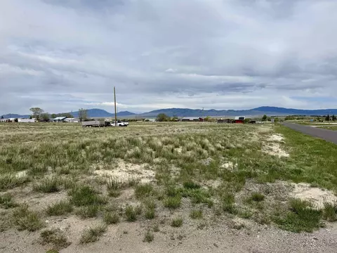 Block 40, Saratoga, WY 82331
