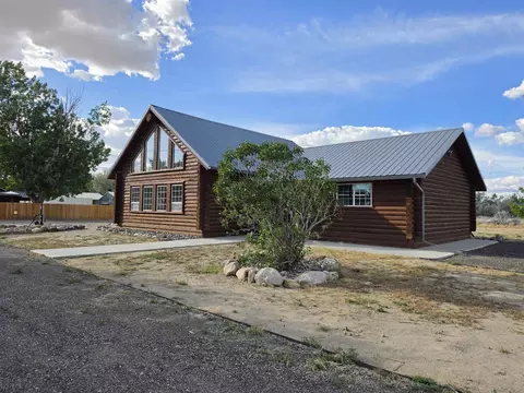 311 Bridge Ave, Worland, WY 82401
