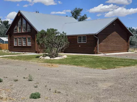 311 Bridge Ave, Worland, WY 82401