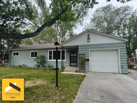 310 Antelope Dr, Riverton, WY 82501
