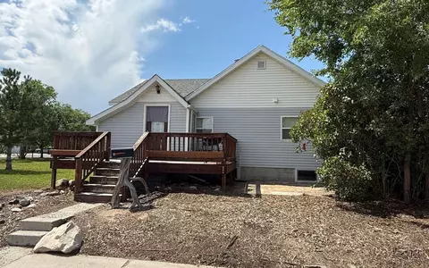 210 N 5th St W, Riverton, WY 82501