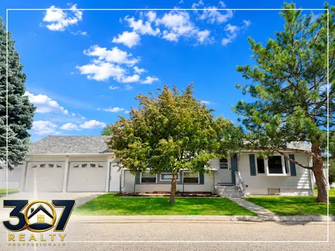 273 S Iowa St, Guernsey, WY 82214
