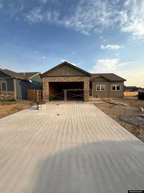 4687 Shale Cir, Mills, WY 82644