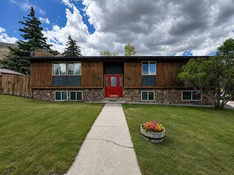 2645 Illinois Ct, Green River, WY 82935