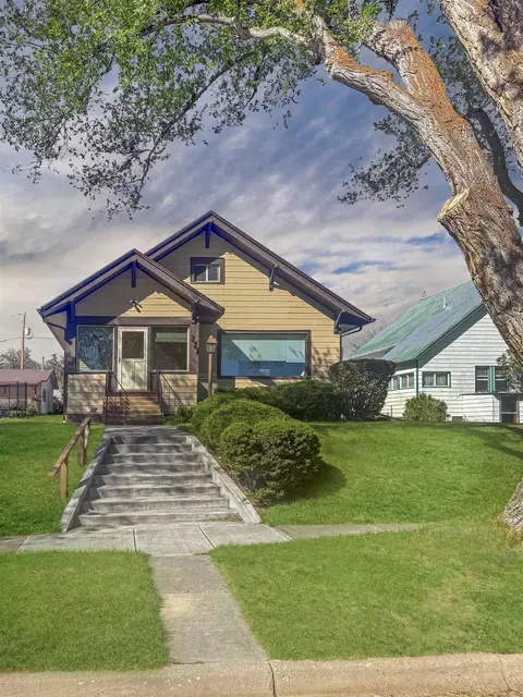 837 Summit St, Evanston, WY 82930
