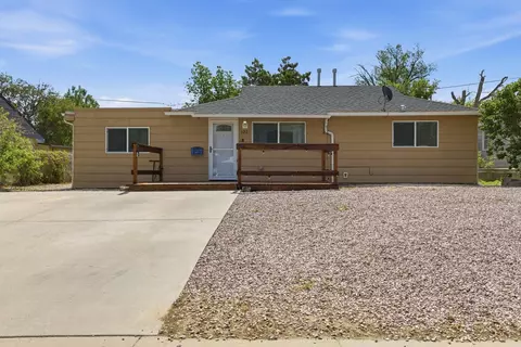 127 N Minnesota Ave, Casper, WY 82609