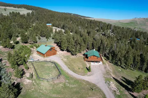 20 Spruce Creek Ct, Dubois, WY 82513