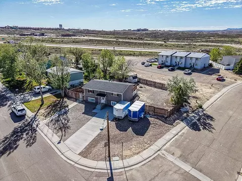 3406 Madison Dr, Rock Springs, WY 82901