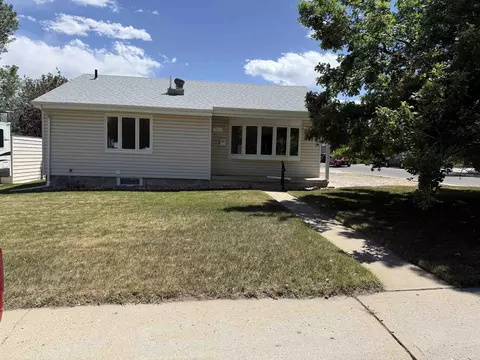 2809 E 11th St, Casper, WY 82609