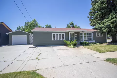 241 W 11th St, Casper, WY 82601