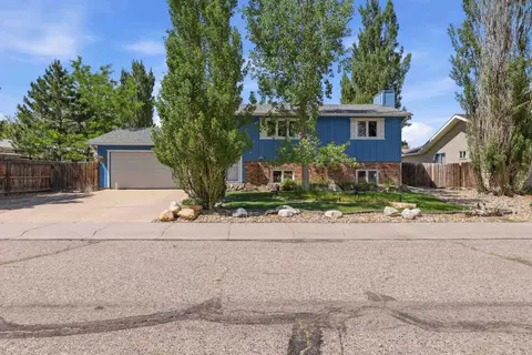 5436 Pathfinder Rd, Casper, WY 82604
