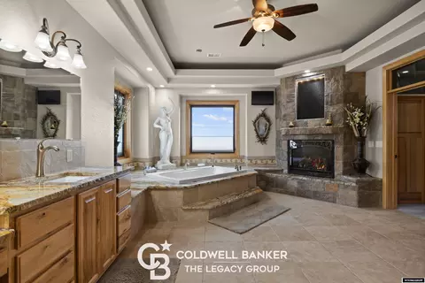 Bath - 4960 Skyline Rd, Casper, WY 82604 photo 1 of 4