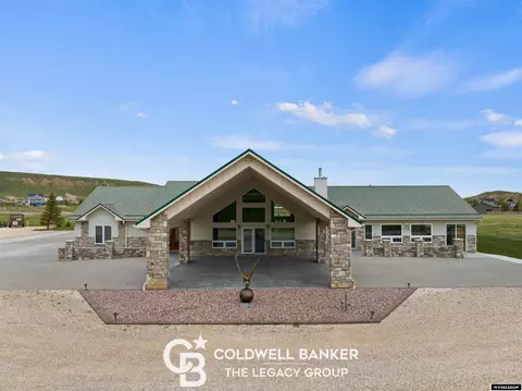 Exterior - 4960 Skyline Rd, Casper, WY 82604 photo 1 of 6
