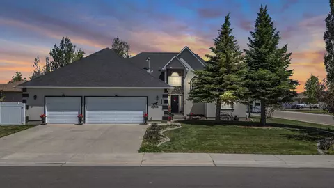 2507 Cripple Creek Dr, Rock Springs, WY 82901