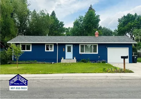 945 Cliff St, Lander, WY 82520