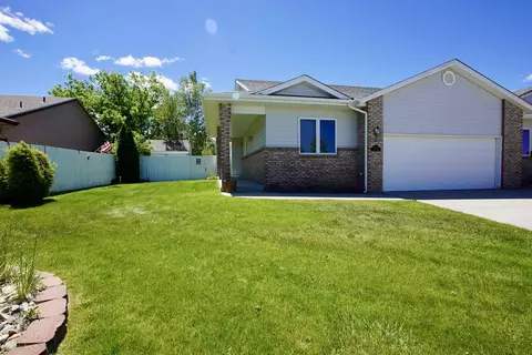 3509 Aspen Pl, Casper, WY 82604