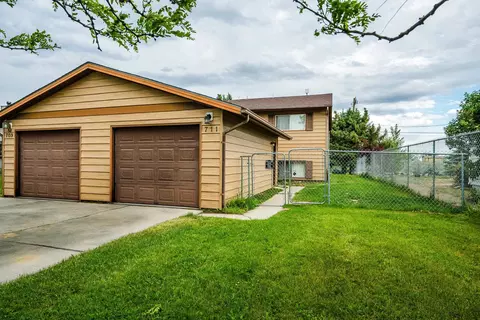 711 S Burritt Ave, Buffalo, WY 82834