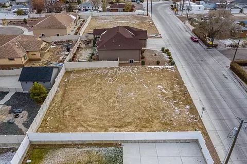 1525 Edgar St, Rock Springs, WY 82901