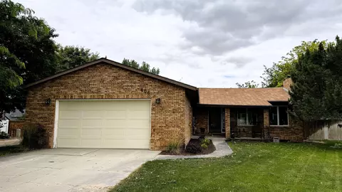 406 Meadowlark Ln, Worland, WY 82401