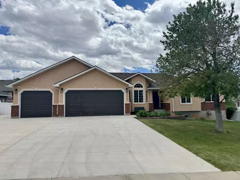3310 Hayford Ave, Laramie, WY 82072