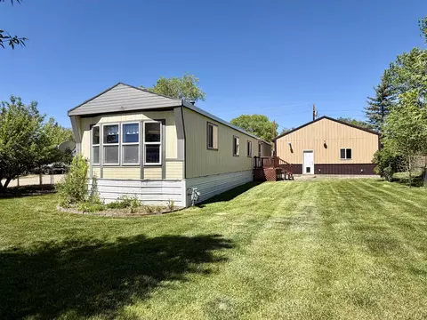 103 Hunt St, Baggs, WY 82321