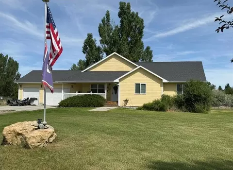 101 Pa Gari Dr, Worland, WY 82401
