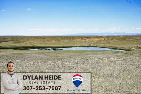 4 Caput Ln, Medicine Bow, WY 82329
