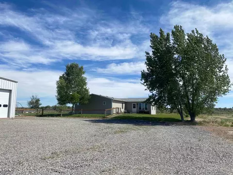 Exterior - 33 Double Tree Rd, Riverton, WY 82501 photo 7 of 8