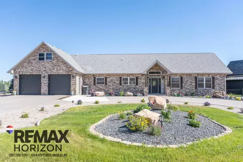 100 Fairway Dr, Douglas, WY 82633