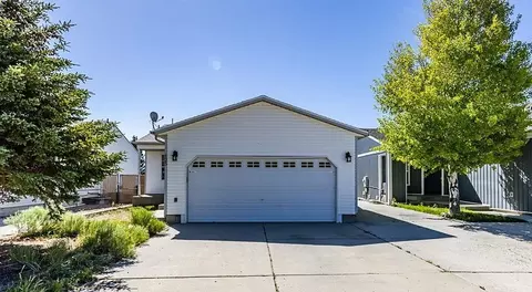 125 Magnolia Cir, Rock Springs, WY 82901