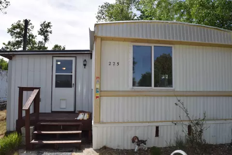 225 N 5th, Glenrock, WY 82637