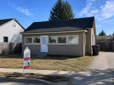 222 County Rd, Evanston, WY 82930