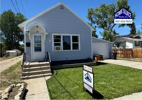 355 N 4th St, Lander, WY 82520