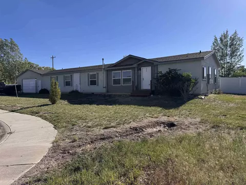 840 Willow Dr, Mountain View, WY 82939