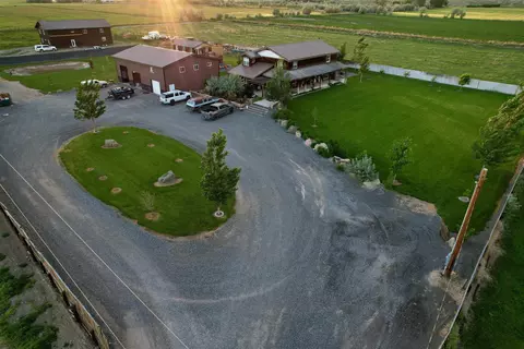 307 W Platte Ave, Byron, WY 82412
