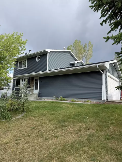 416 Monarch Cir, Rock Springs, WY 82901
