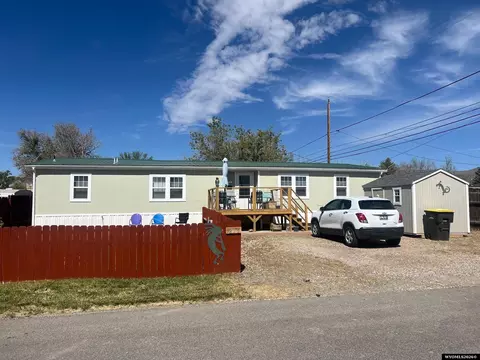 215 Madison Street St, Rawlins, WY 82301