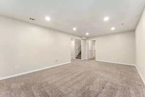 5400 Liz Ranch Rd, Cheyenne, WY 82009