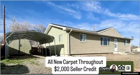 322 Kinnikinnick, Riverton, WY 82501
