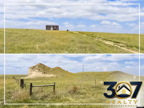 10012 Oregon Trl, Fort Laramie, WY 82212