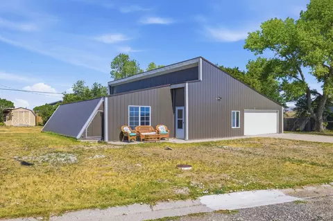 526 N Warren Ave, Glendo, WY 82213