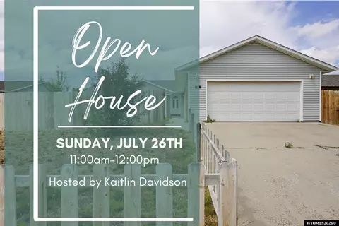 118 Bow St, Douglas, WY 82633