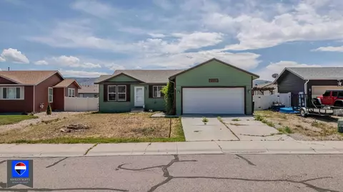 6443 Little Moon Trl, Casper, WY 82604