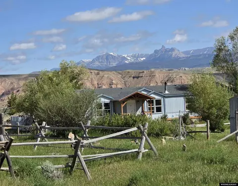 183 Bald Mountain Rd, Dubois, WY 82513