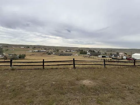 000 Geary Dome Rd, Evansville, WY 82636