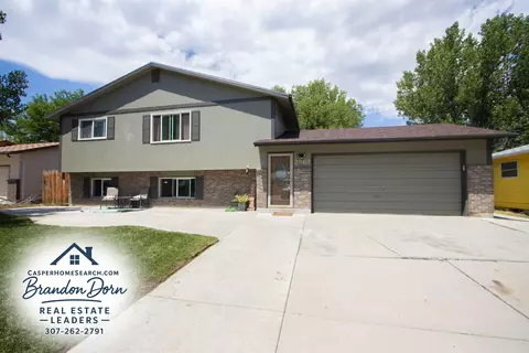 2882 Chippewa Trl, Casper, WY 82604